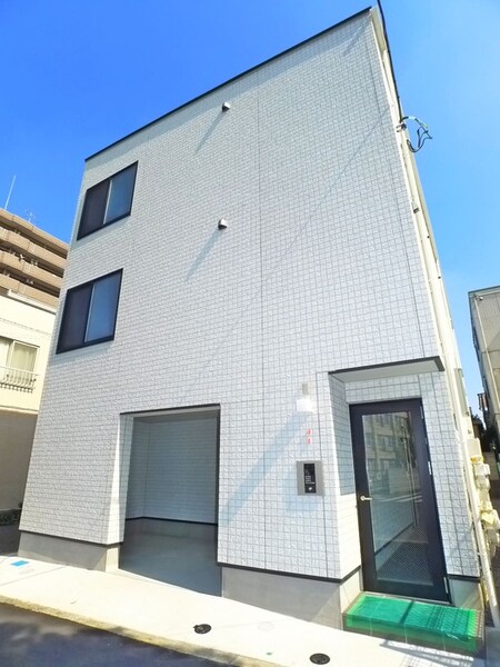 楽信マンション外観写真
