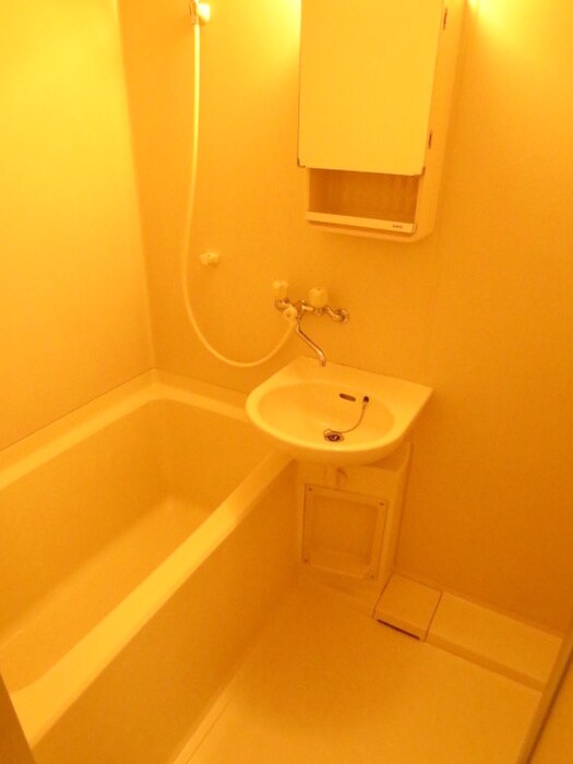 物件内観写真12　(バス／シャワールーム等)