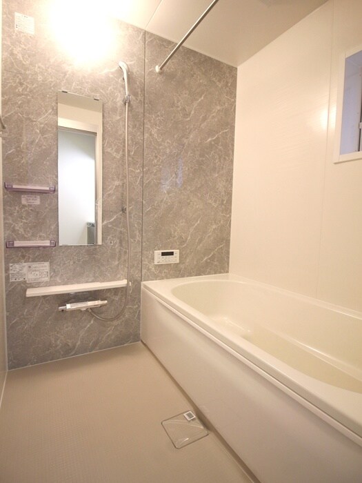 物件内観写真10　(バス／シャワールーム等)