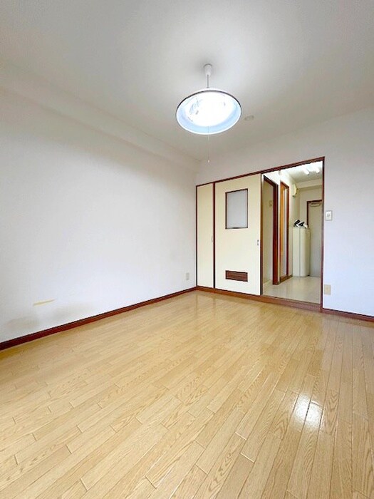 物件内観写真9　(内観写真)