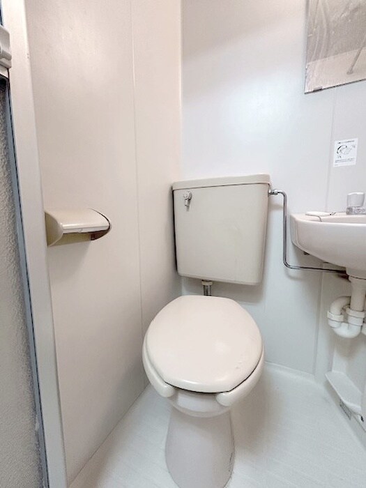 物件内観写真15　(トイレ)