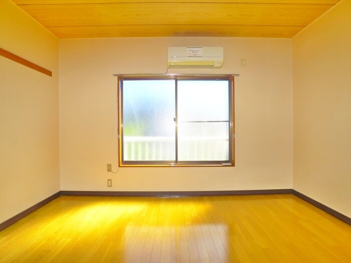 物件内観写真6　(居室)