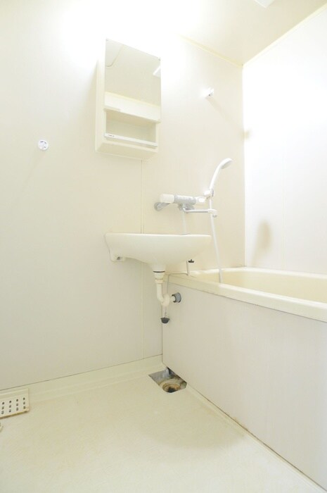 物件内観写真13　(バス／シャワールーム等)