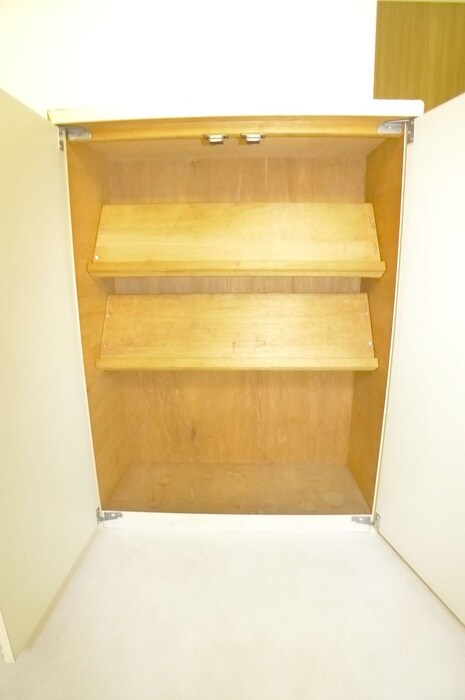 物件内観写真18　(靴箱)