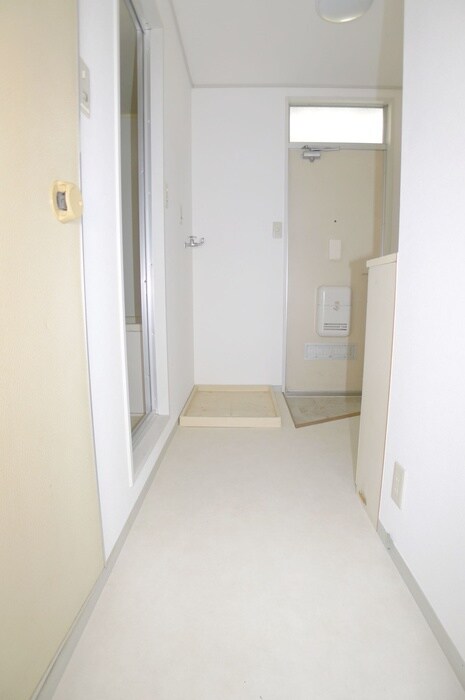 物件内観写真19　(廊下)