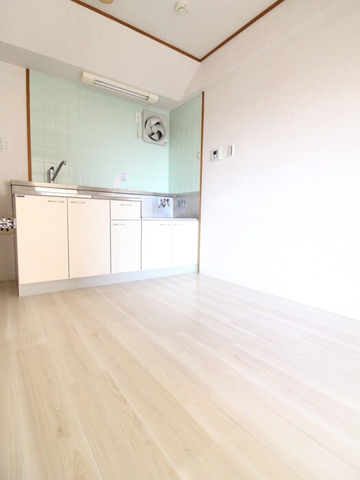 物件内観写真9　(居室)