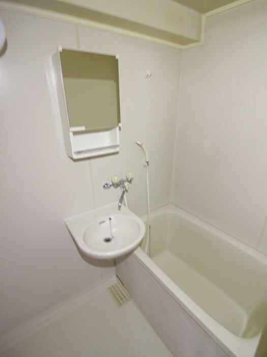 物件内観写真13　(バス／シャワールーム等)