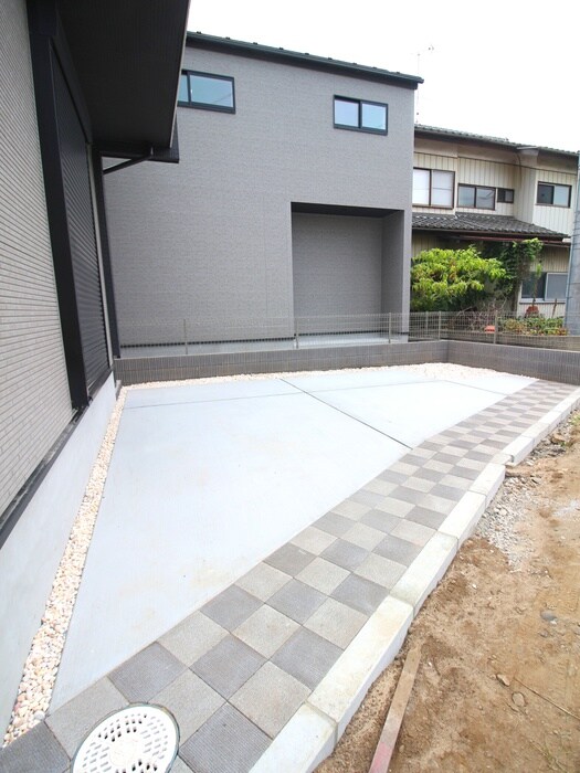 仮)川越市的場新築MAISON　3号棟の駐車場