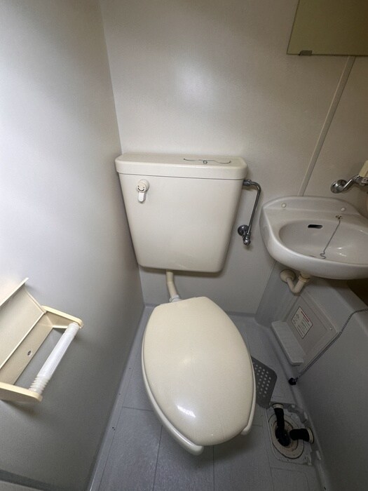 物件内観写真14　(トイレ)