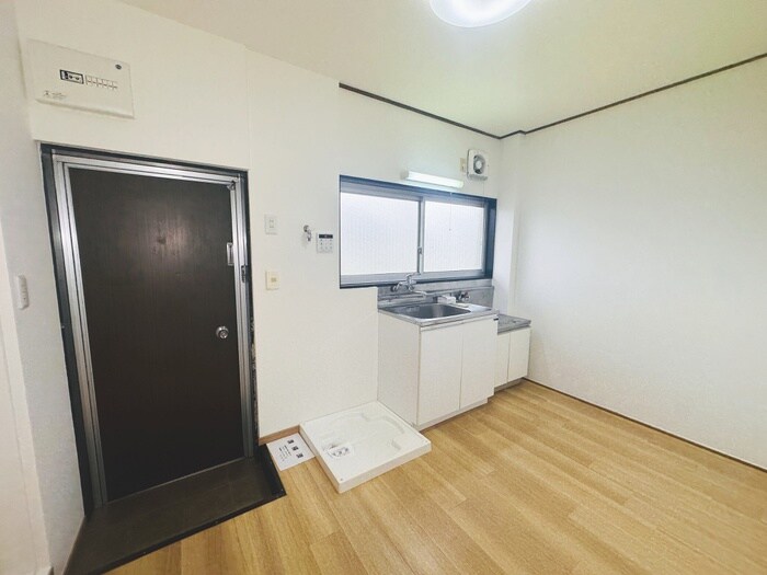 物件内観写真4　(キッチン)