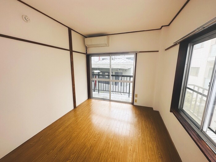 物件内観写真16　(居室)