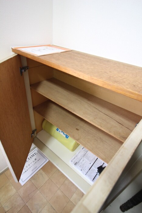 物件内観写真18　(靴箱)