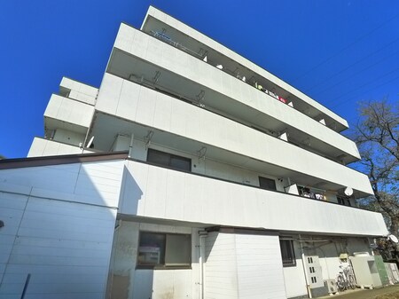 クレスト六高台外観写真