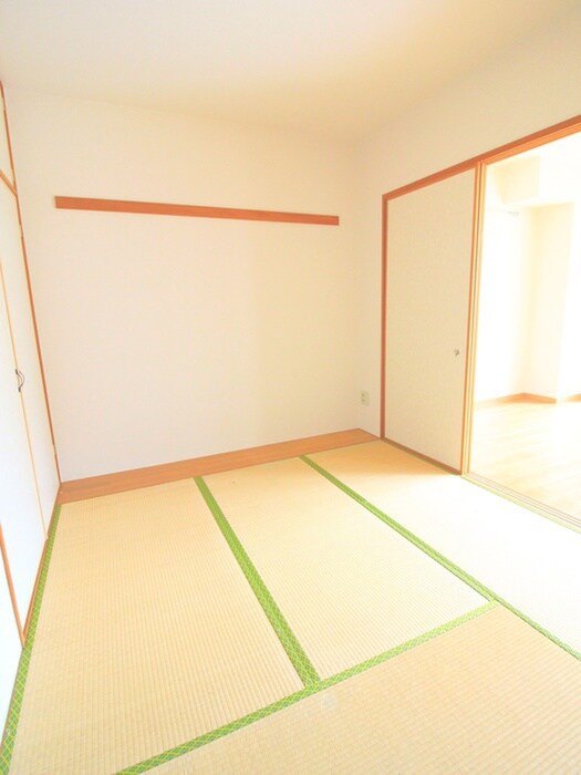 物件内観写真15　(居室)