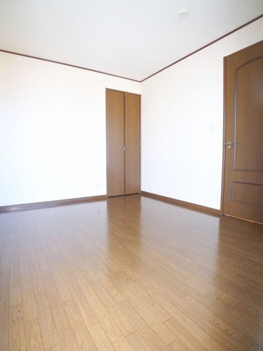 物件内観写真5　(居室)