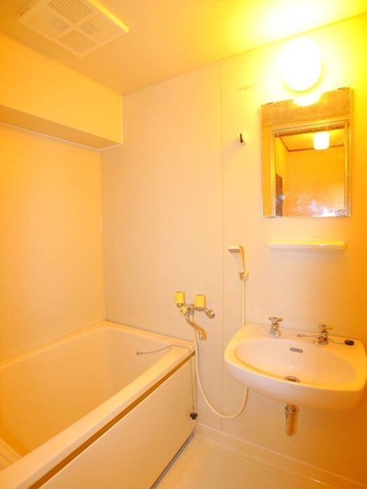 物件内観写真8　(バス／シャワールーム等)