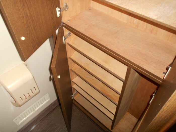 物件内観写真14　(靴箱)