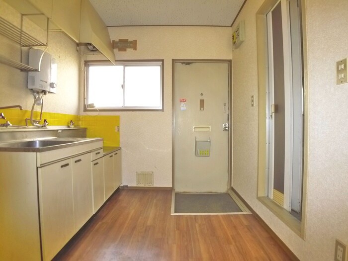 物件内観写真15　(廊下)