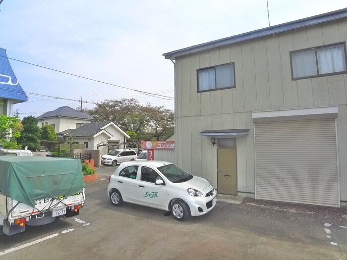 物件内観写真22　(室内からの展望)