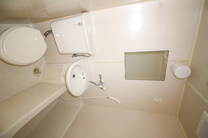 物件内観写真13　(バス／シャワールーム等)