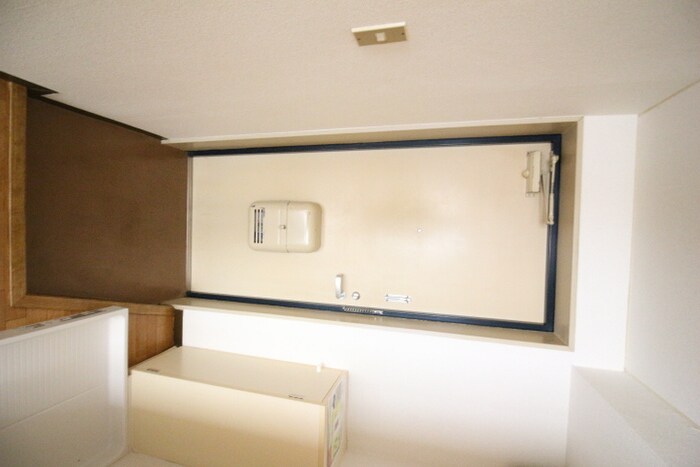 物件内観写真16　(玄関)