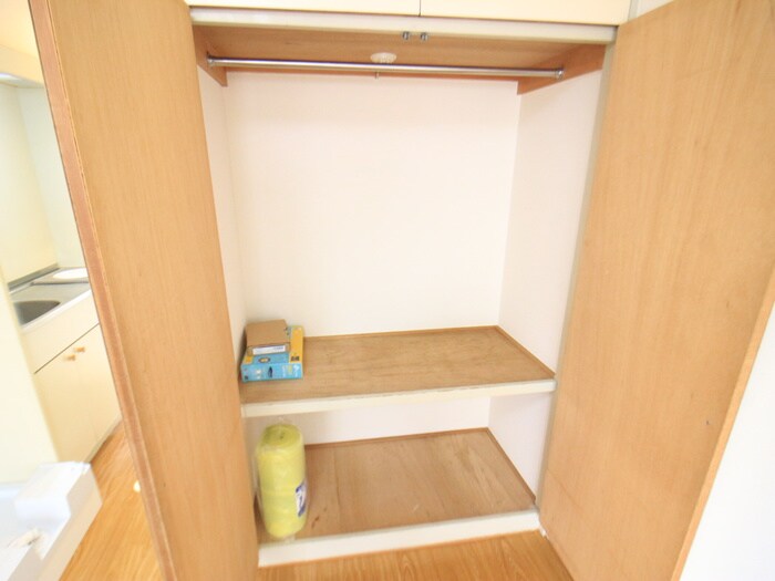 物件内観写真18　(収納)