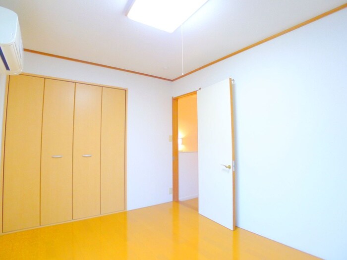 物件内観写真5　(居室)