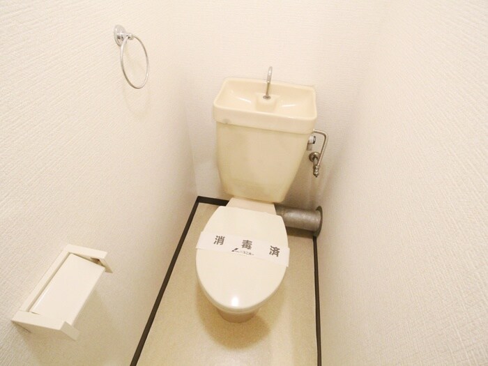 物件内観写真12　(トイレ)