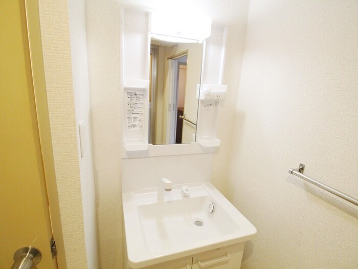 物件内観写真13　(洗面)