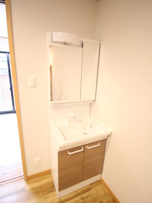 物件内観写真10　(洗面)