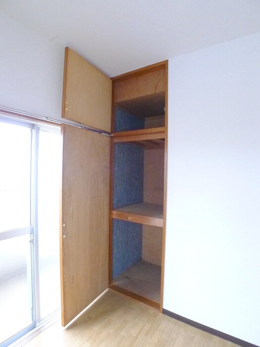 物件内観写真9　(収納)