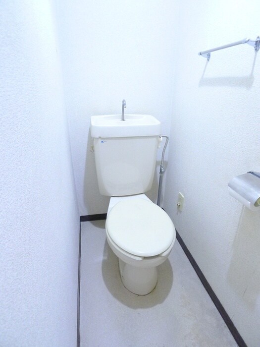 物件内観写真11　(トイレ)