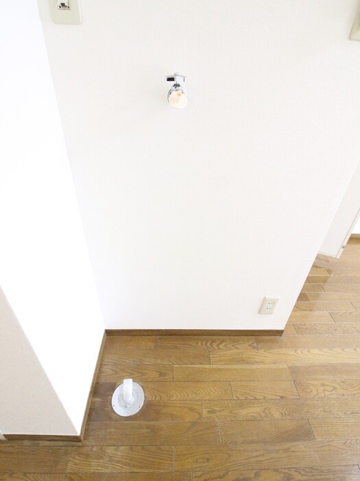 物件内観写真12　(洗濯機置場)