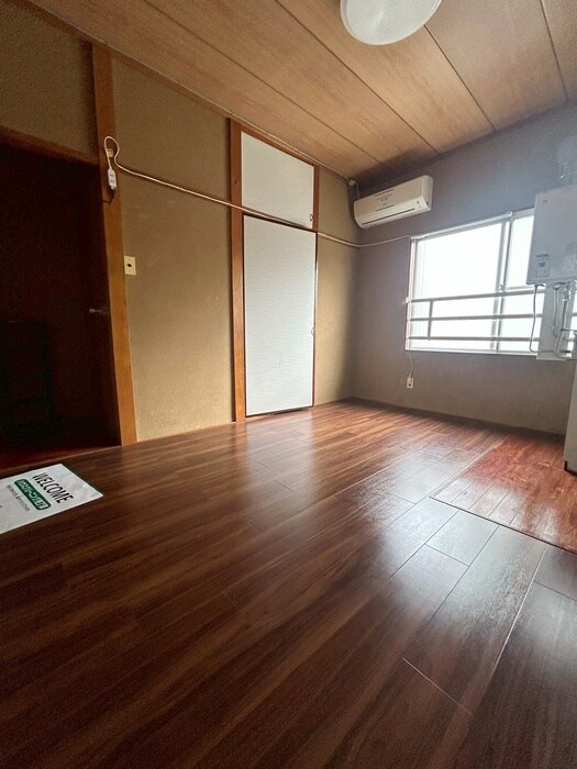 物件内観写真6　(居室)