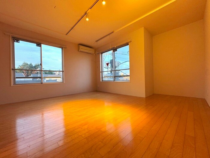 物件内観写真10　(居室)