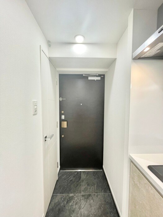 物件内観写真15　(玄関)