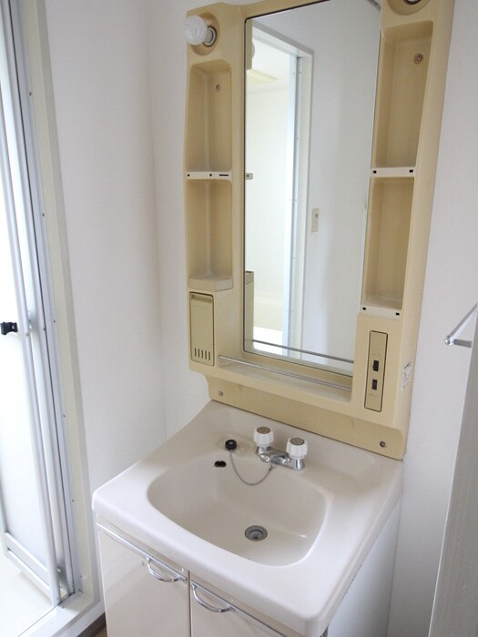 物件内観写真6　(洗面)