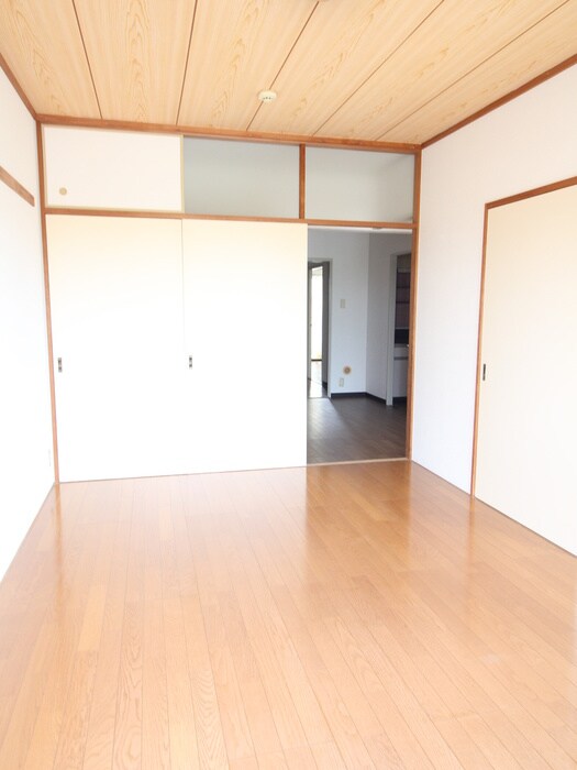 物件内観写真10　(居室)