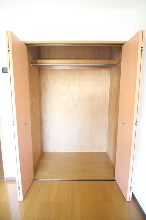 物件内観写真10　(収納)