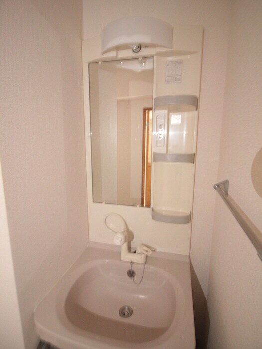 物件内観写真13　(洗面)