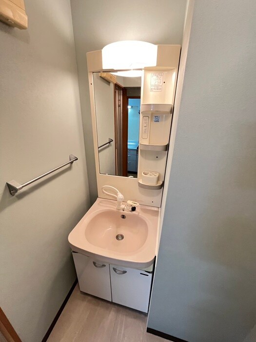 物件内観写真15　(洗面)