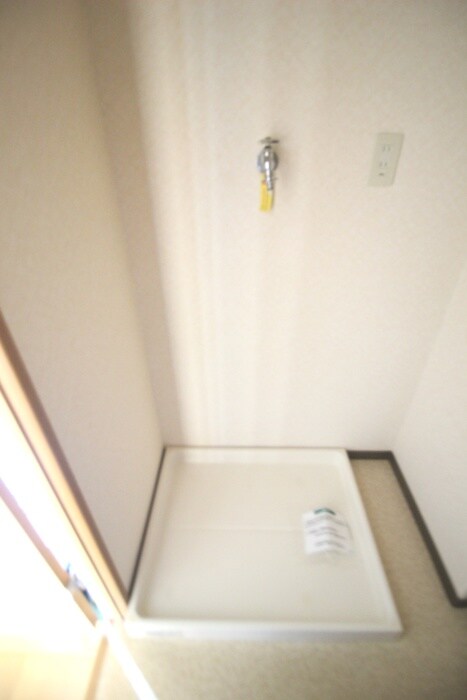 物件内観写真19　(洗濯機置場)