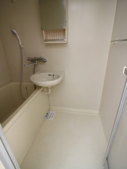 物件内観写真10　(バス／シャワールーム等)
