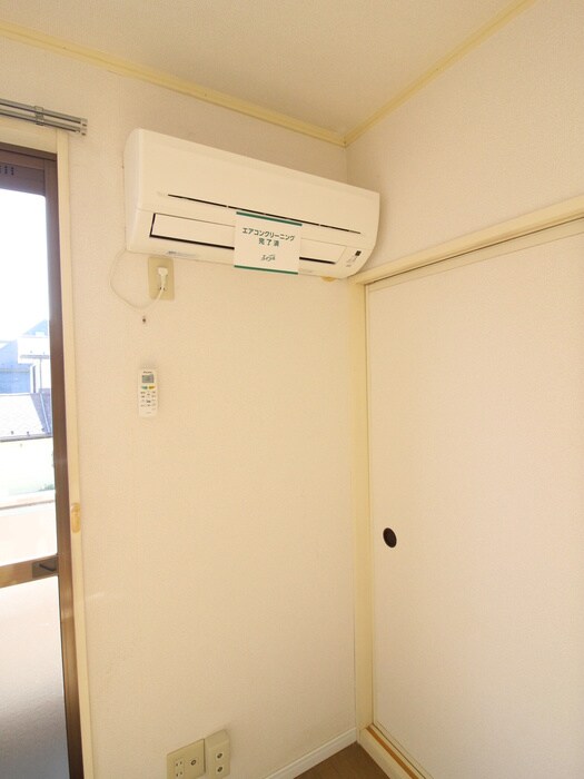 物件内観写真14　(居室)