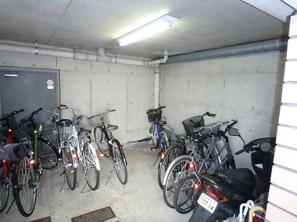 駐輪場