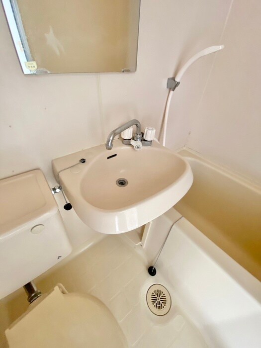 物件内観写真12　(洗面)