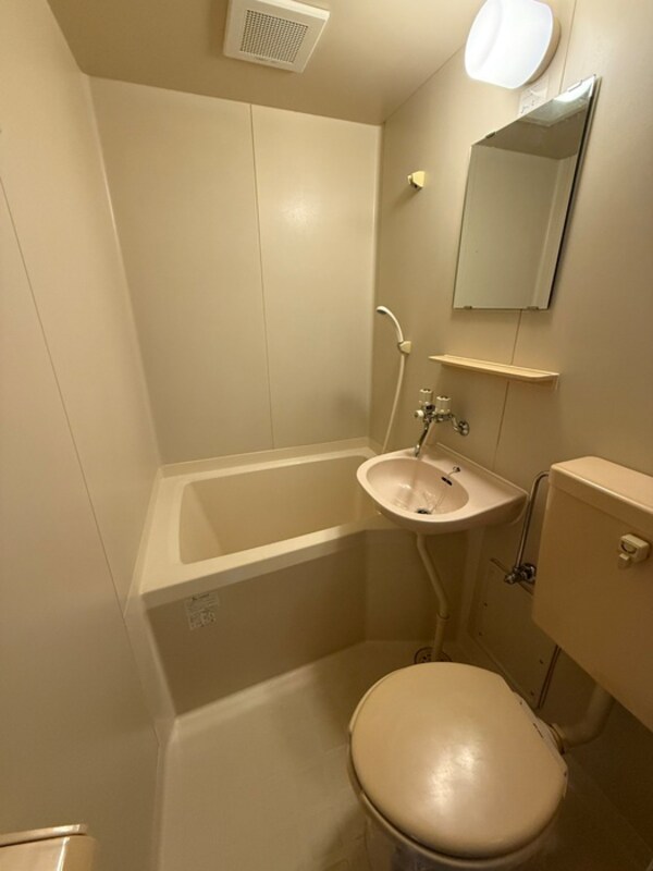 バス／シャワールーム等