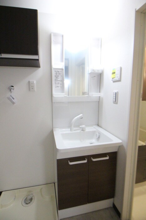 物件内観写真11　(洗面)