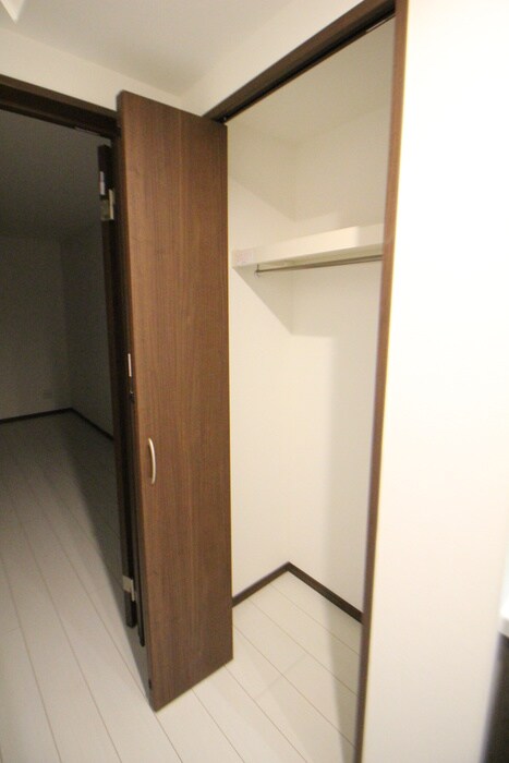 物件内観写真21　(収納)