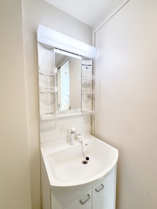 物件内観写真12　(洗面)